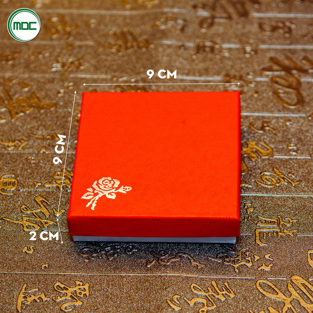 50 Hộp đỏ in hình hoa hồng đựng chuỗi đá phong thủy đựng vòng tay đựng trang sức hộp quà size 9x9x2cm