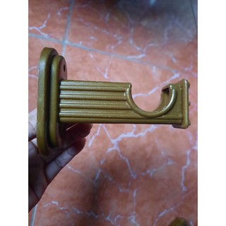 Trụ đỡ thanh treo rèm