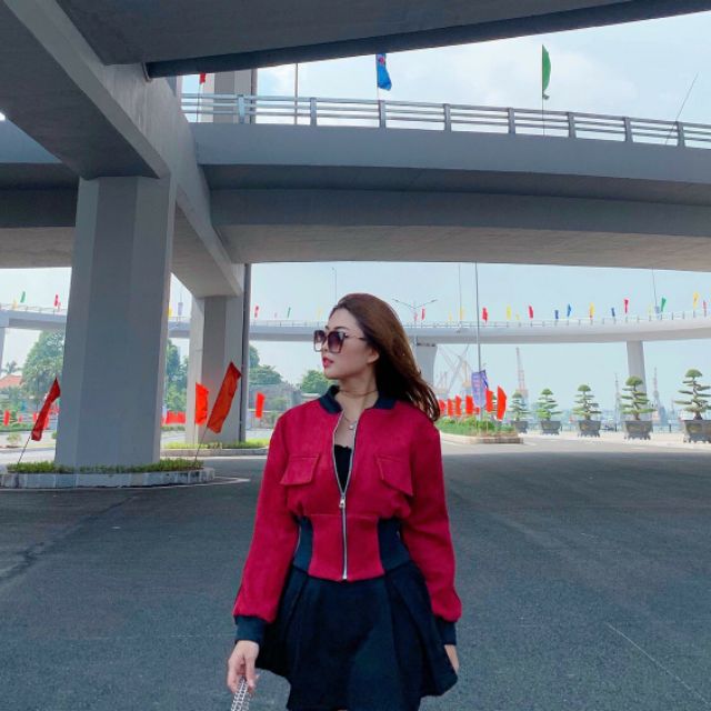 Đầm khách lựa trên live