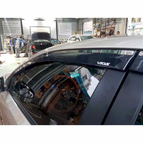 Vios 2020, vè che mưa chỉ mạ cao cấp