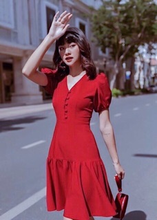 Đầm đỏ đuôi cá nút bọc v2 (kèm hình thật)