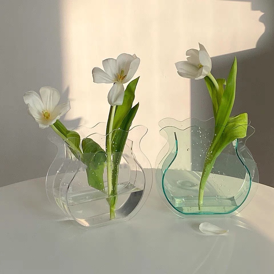 Lọ hoa trong suốt Acrylic tulip tinh tế trang nhã. Lọ hoa để bàn và thả cá thủy sinh