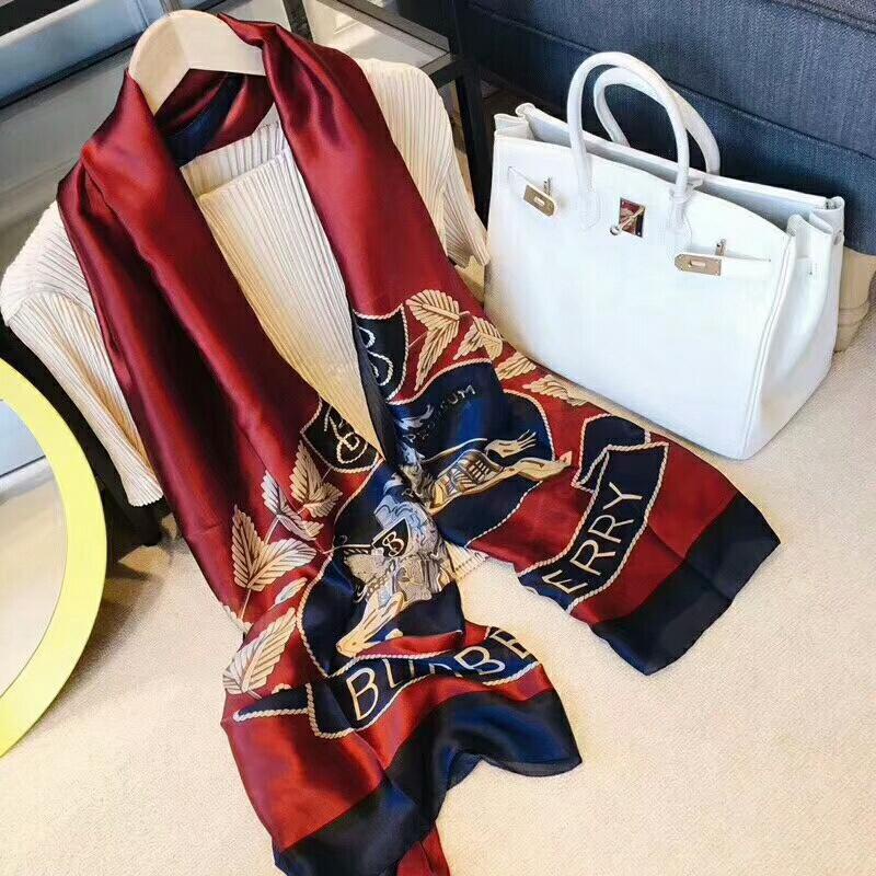 khăn choàng cỏ lụa BBR hàng mới về