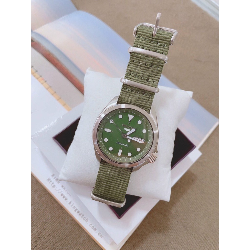 ĐỒNG HỒ NAM SEIKO 5 SPORT SRPE ,DÂY NATO, SIZE 40MM