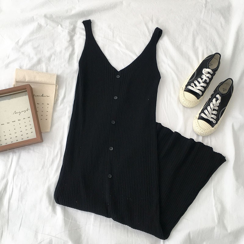 Đầm len gân xòe hai dây ulzzang 7010