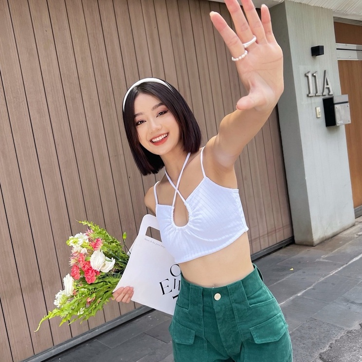 Áo croptop nữ hai dây TOPTIFY kiểu yếm cột cổ khoen ngực Rosalie Top AC46