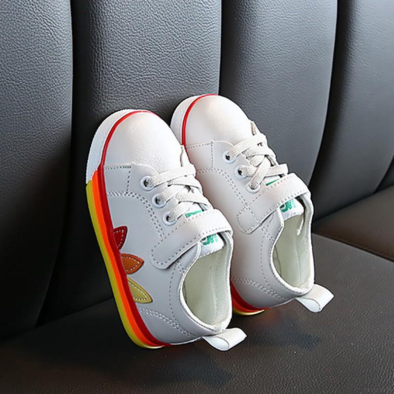 Giày sneaker đế mềm chống trượt phong cách Hàn Quốc cho bé tập đi