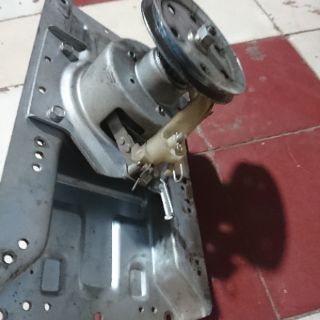 Hộp số máy giặt Sanyo.