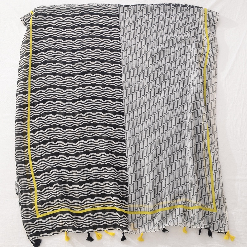 Mới Khăn Choàng Đi Biển Họa Tiết Hình Học Thời Trang