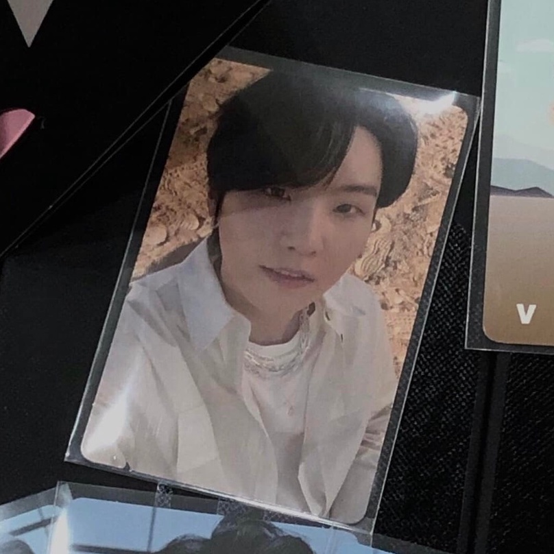 Card BTS lys tear Y, card sa mạc