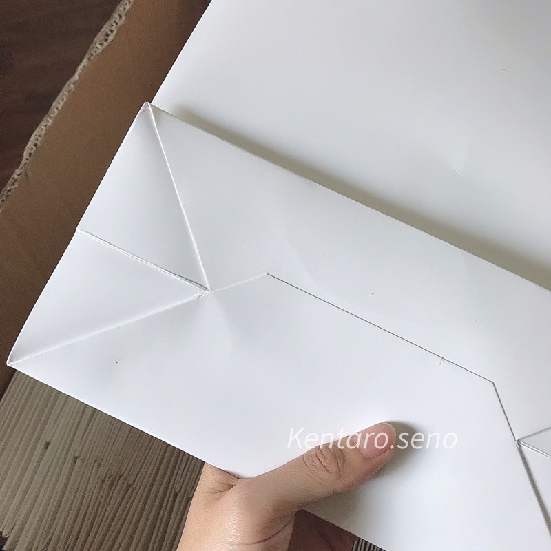 Túi giấy mặt kính đựng hoa sáp , quà tặng màu trắng loại xịn bóng | BigBuy360 - bigbuy360.vn