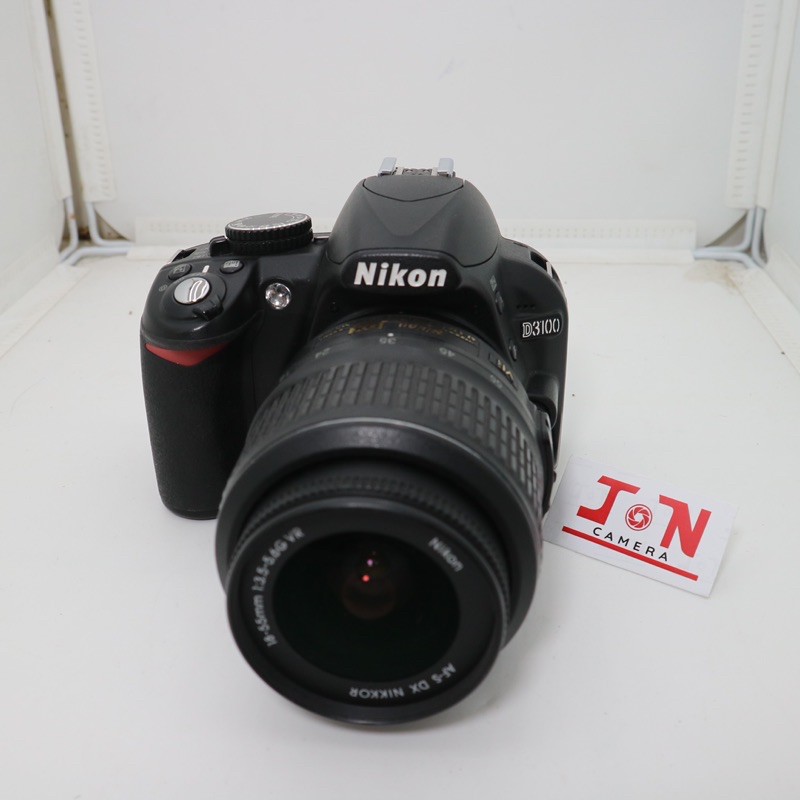 Nikon D3100 kèm lens Nikon 18-55f3.5-3.6 VR