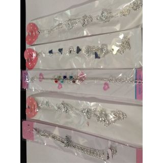 Lắc tay không chọn mẫu.10k