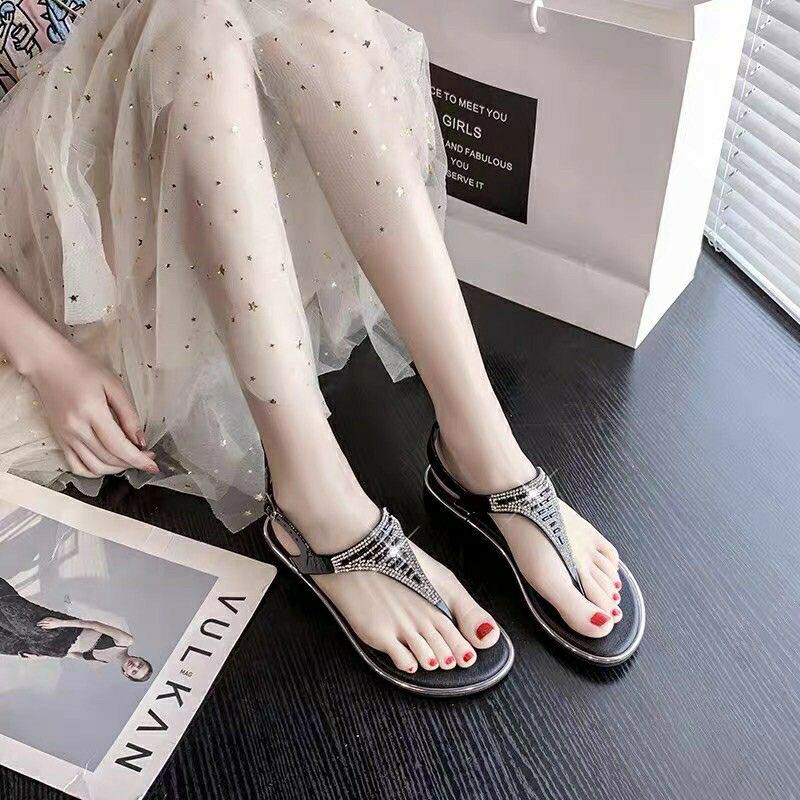 Sandal Nữ Sỏ Ngón Đính Đá Hot