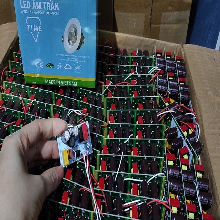 Đèn led bán nguyệt tràn viền 60w cao cấp siêu sáng