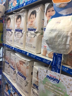 Bỉm - Tã quần Moony Natural size L - 36 miếng (Cho bé 9 - 14kg)
