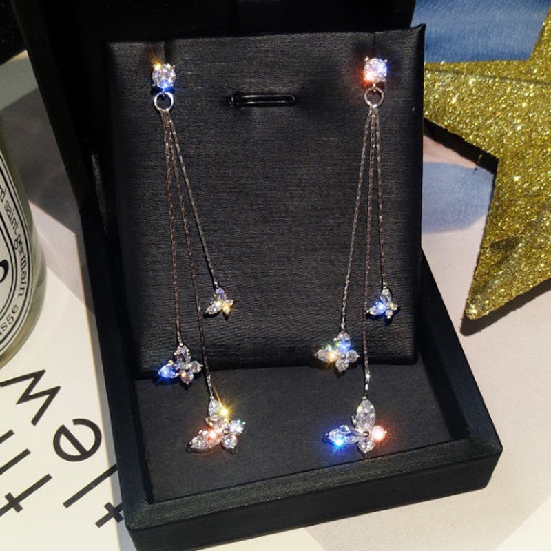 Đôi Khuyên Tai Dáng Dài Phối Tua Rua Hình Bướm Đính Đá Thời Trang Cho Nữ