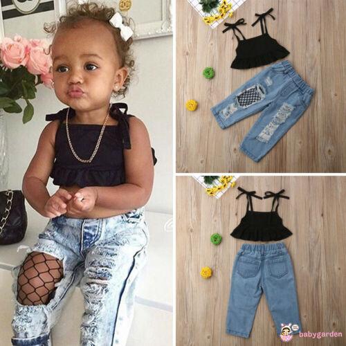 Áo thun sát nách + Quần jeans xẻ rách cá tính cho bé gái