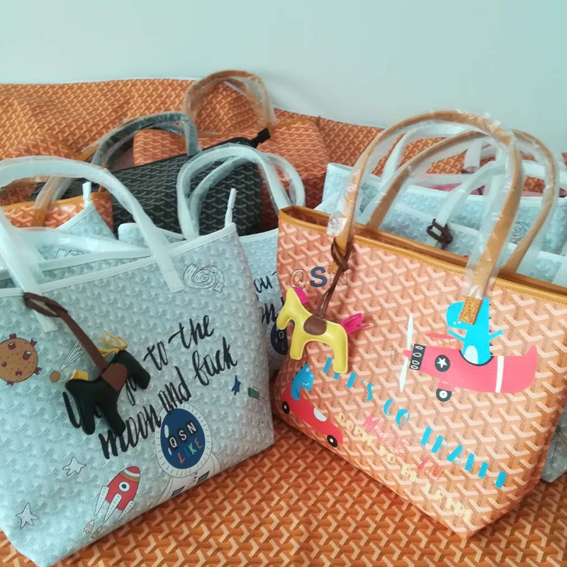 Túi tote Edmond QSN tặng kèm ngựa siêu xinh, túi đi chợ QSN