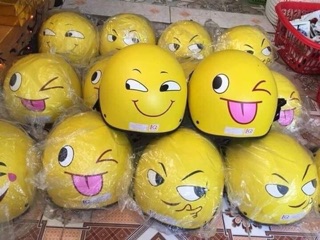 Mũ bảo hiểm icon cảm xúc