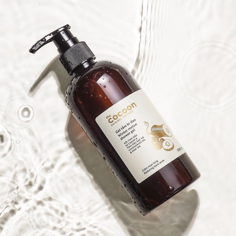 Gel tắm bí đao Cocoon giúp giảm mụn lưng 310ml