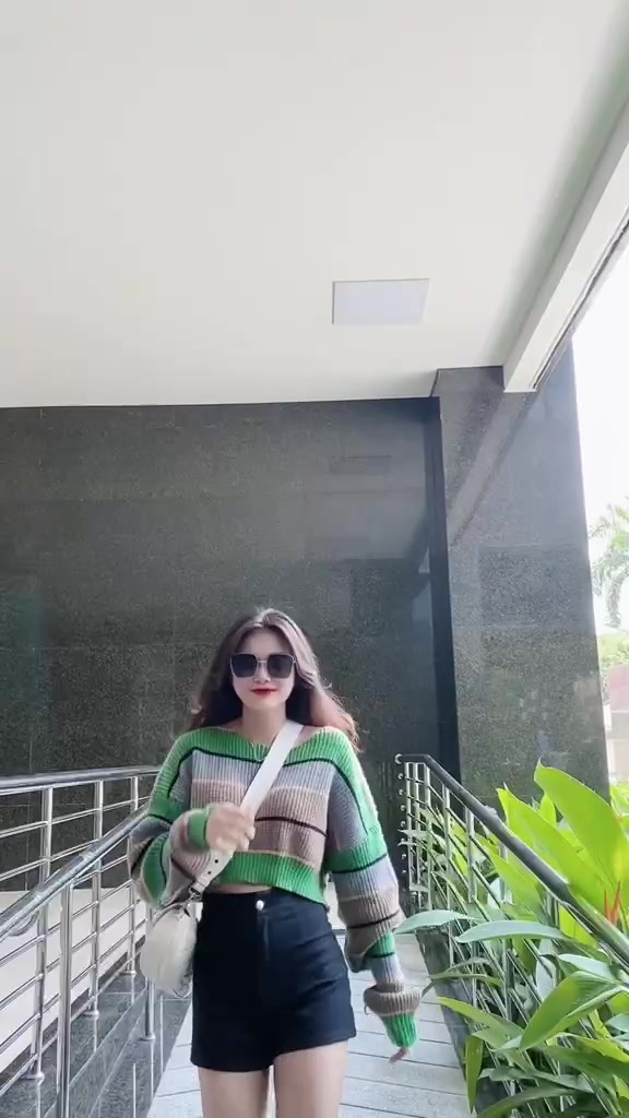 Quần short jeans trơn SHINE CLOTHES co dãn 4 màu cạp cao tôn dáng, quần đùi bò ngắn trơn đen trắng xanh | BigBuy360 - bigbuy360.vn