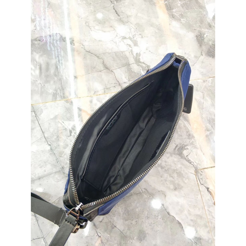 Túi Đeo Vai Tumi66033 Cho Nam Và Nữ Giá Đặc Biệt