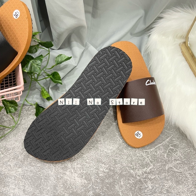 Dép xốp ngang quai da chống trượt