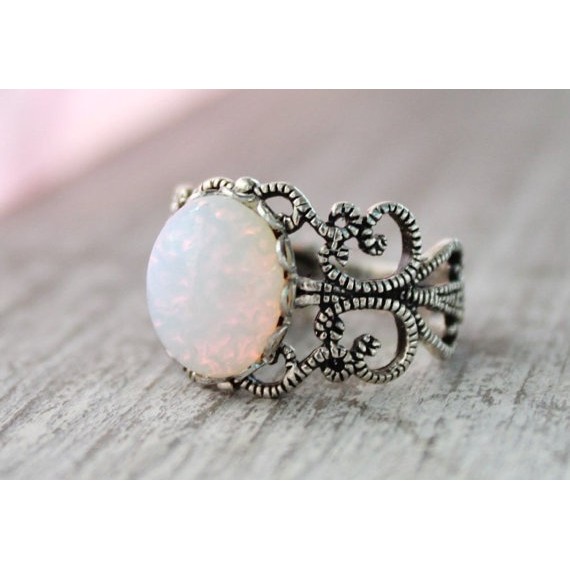 Nhẫn Cưới Mạ Bạc Đính Đá Opal