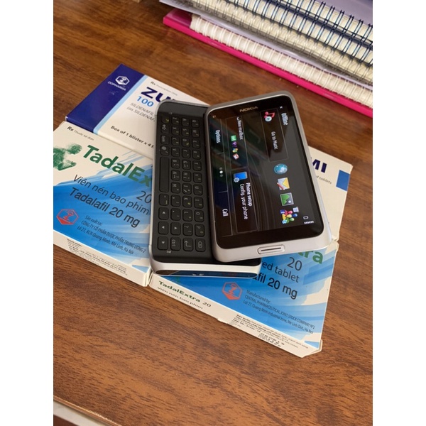 NOKIA E7-00 nguyên zin toàn bộ.