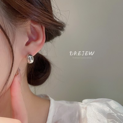 DREJEW Bạc Kim Đậu Hà Tai ins Kim Loại Phong Cách Bông Tai Phong Cách Mới Hợp Thời Trang Phù Hợp Với Bông Tai Nữ