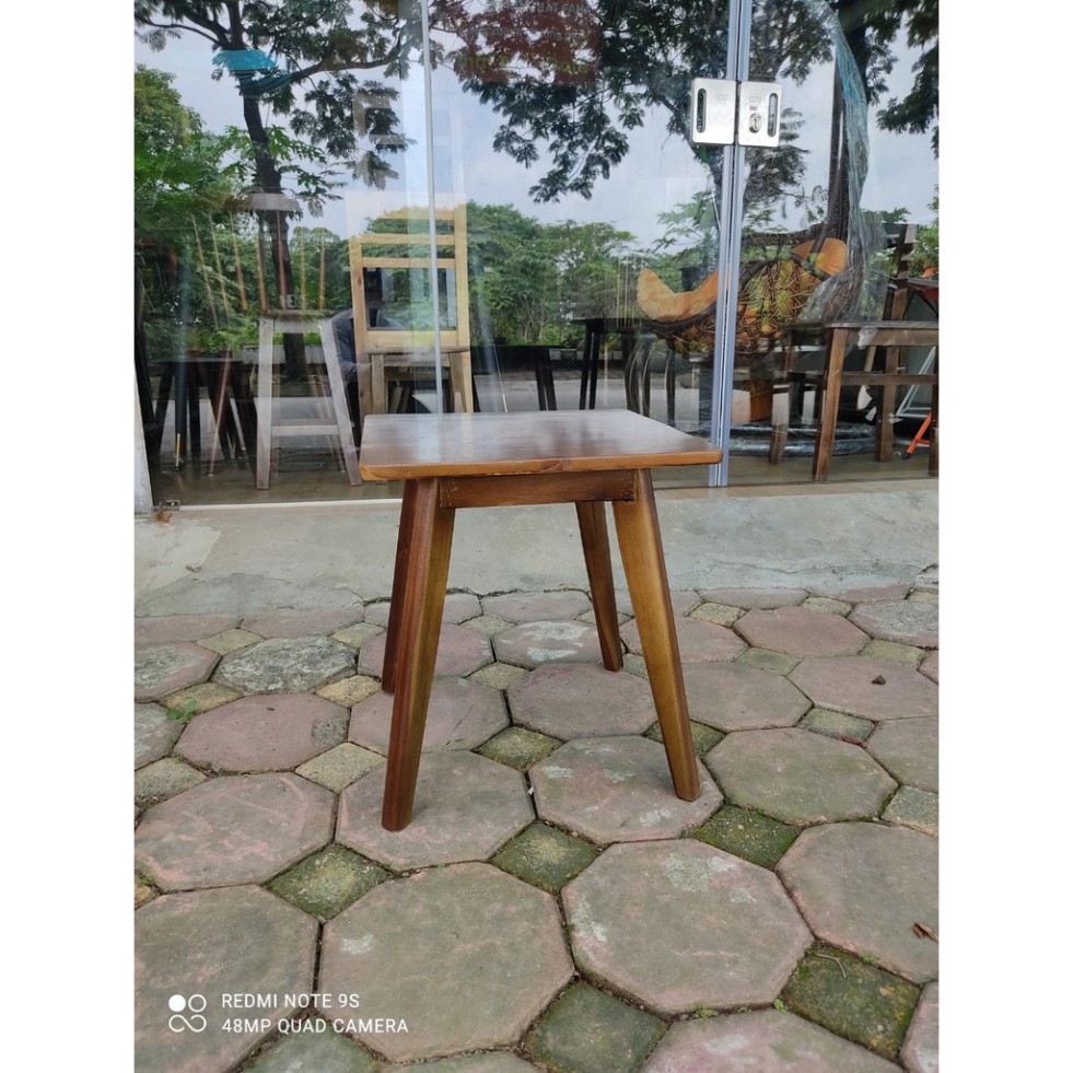 BÀN AHA VUÔNG-BÀN  CAFE GỖ MÀU NÂU