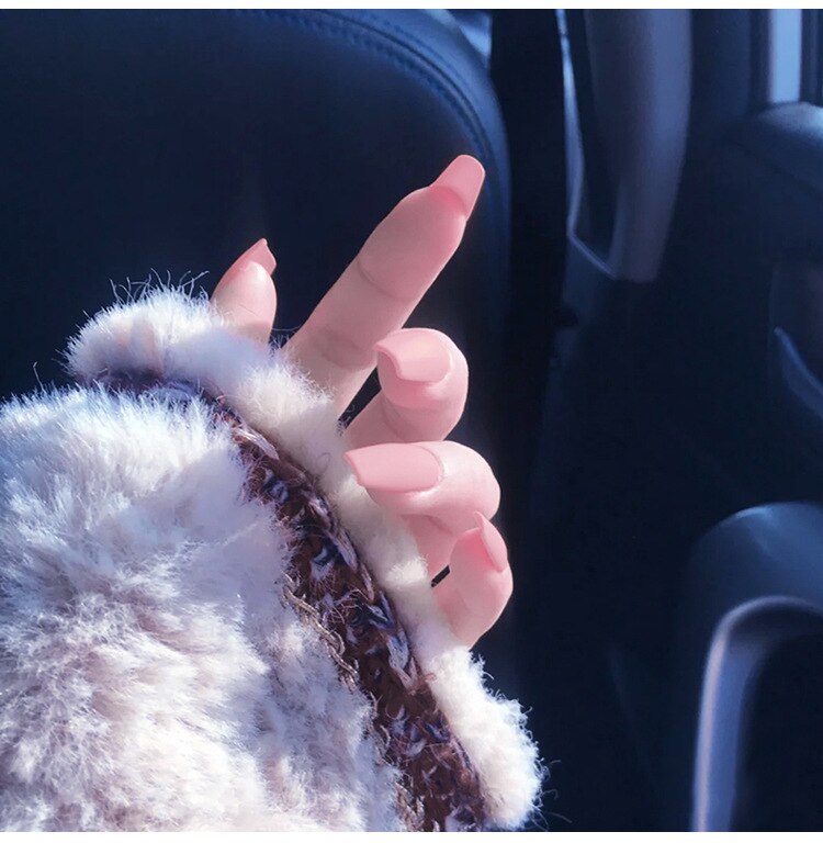 Set 24 Móng Tay Giả Trang Trí Nghệ Thuật