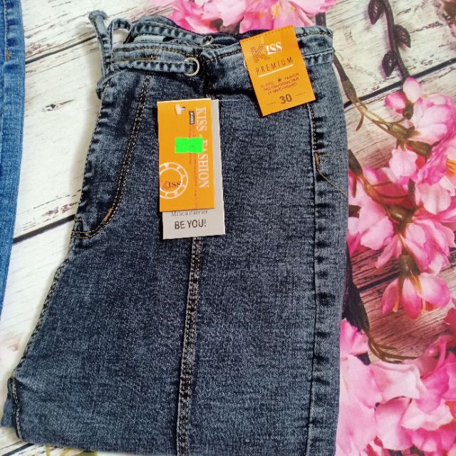 Quần jeans cao cấp co giãn gấp 5 lần | BigBuy360 - bigbuy360.vn