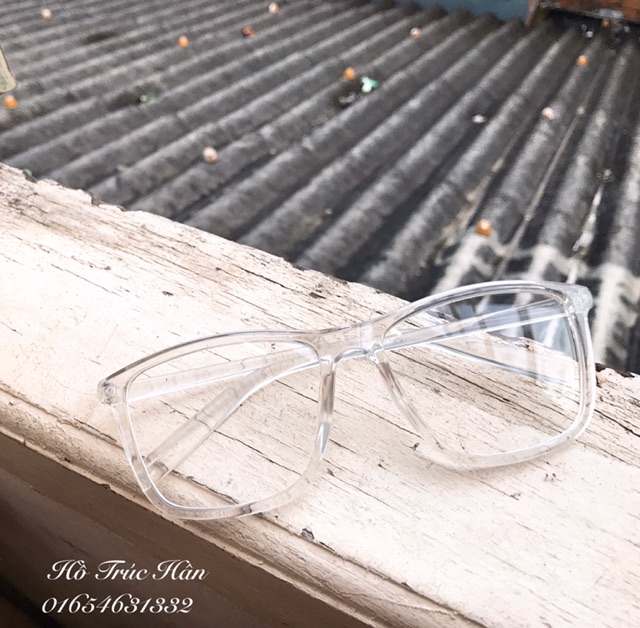 MẮT KÍNH VUÔNG TRONG THỜI TRANG CỰC HOT ( ẢNH THẬT SHOP CHỤP ) | BigBuy360 - bigbuy360.vn