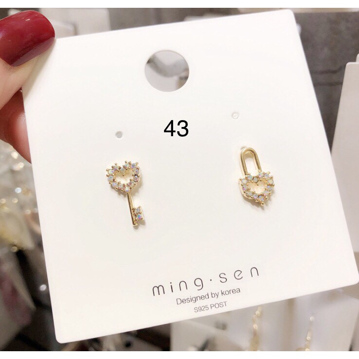 BST khuyên tai phong cách thời trang trẻ trung