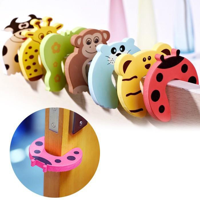 Chặn cửa chống sập An Toàn Cho Bé, tránh kẹt tay bé do sập cửa