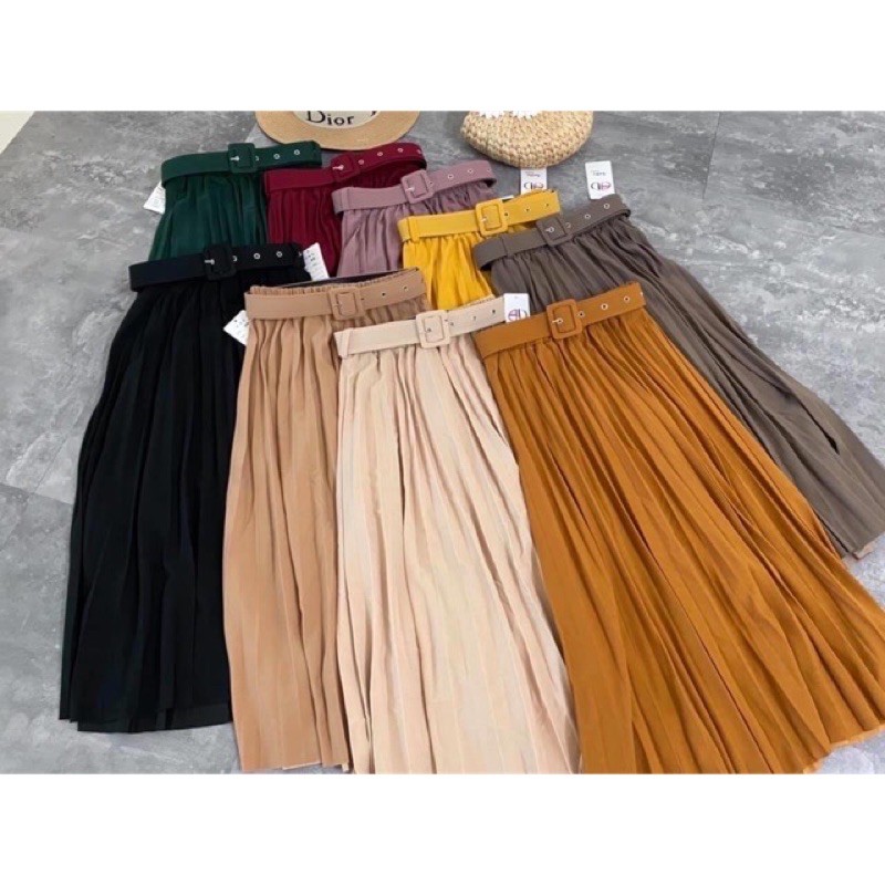 Chân váy xếp ly dáng dài kèm đai