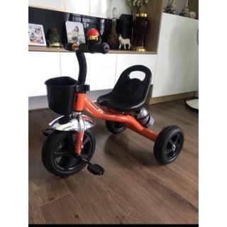 Xe bọ bình nước 3 bánh cho bé