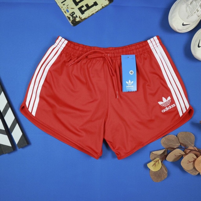 Quần Short Nữ Thể Thao Cá Tính