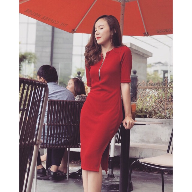 Váy body len tăm tay lỡ xuất dư