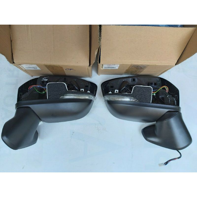 Gương chiếu hậu xe Mitsubishi Xpander Gập điện  có ốp mạ đi kèm