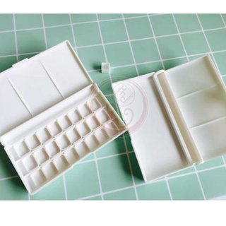 Hộp nhựa đựng pan màu/ Hộp rỗng không pan