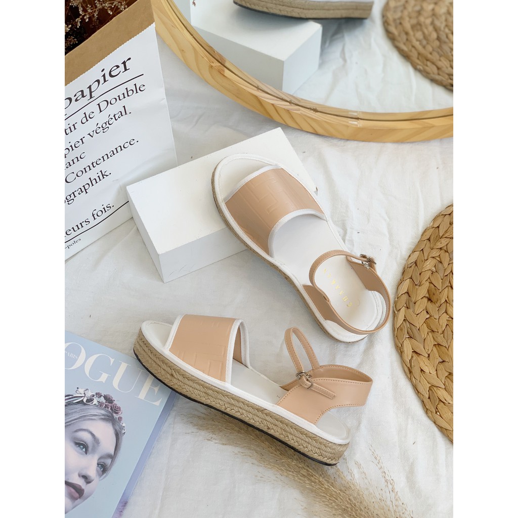 SANDAL XUỒNG CH A A KAN BẢN NGANG ĐẾ CÓI 3 CM THỜI TRANG
