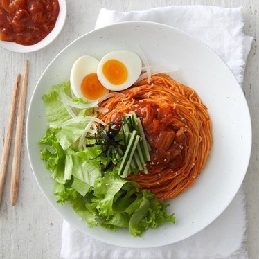 Mỳ trộn chua cay Pulmuone gói 460g 2 phần ăn