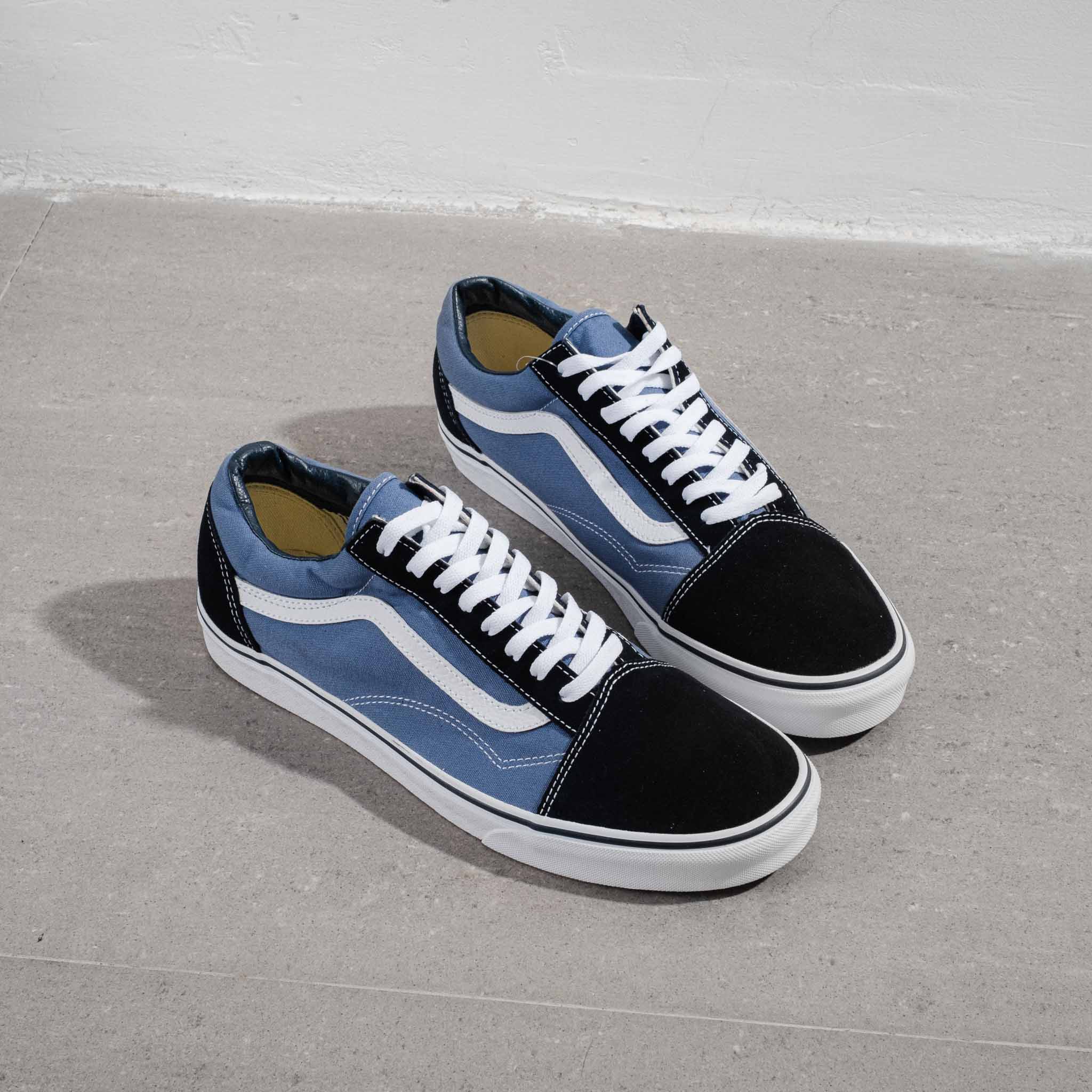 Giày Sneakers Vans Old Skool Màu Đen Xanh Navy