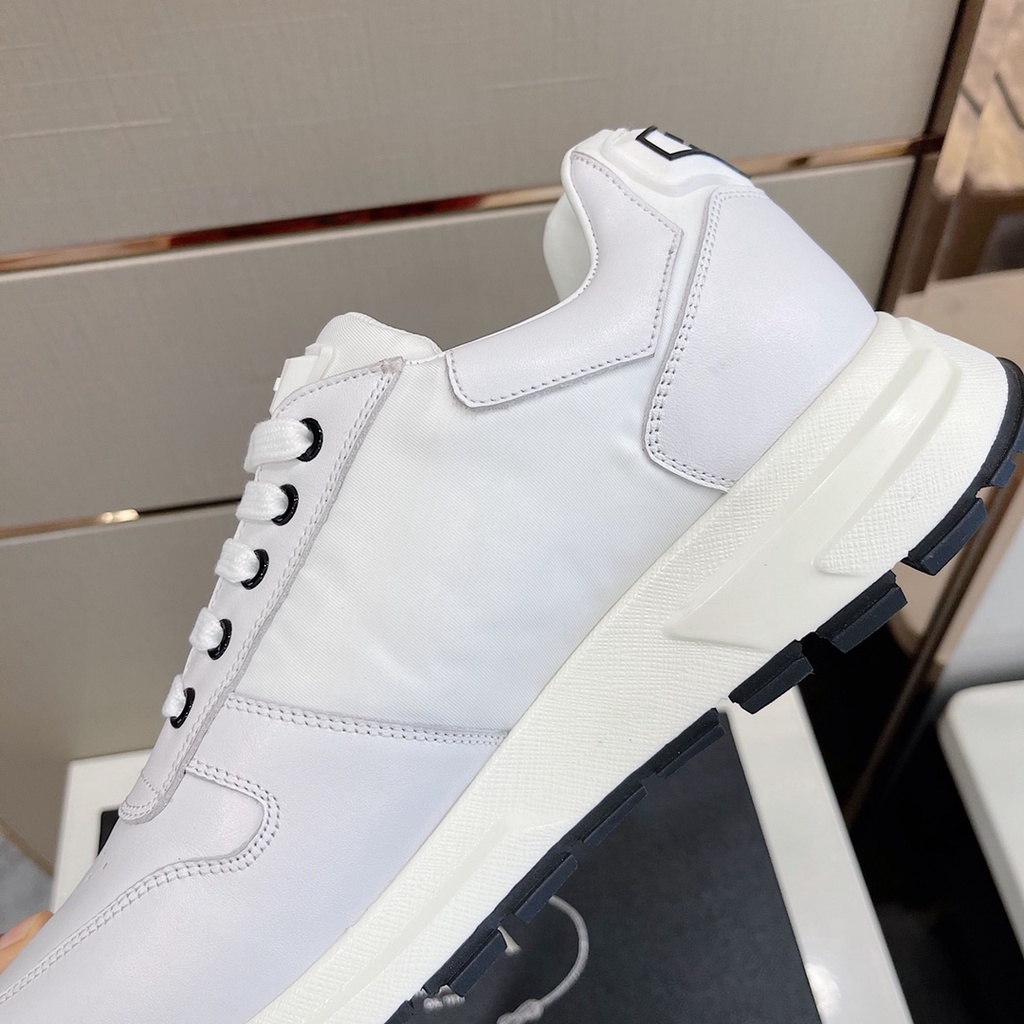 Giày thể thao nam cao cấp da thật PRADA thiết kế hiện đại, nhẹ với lớp lưới thoáng khí mang đến sự thoải mái