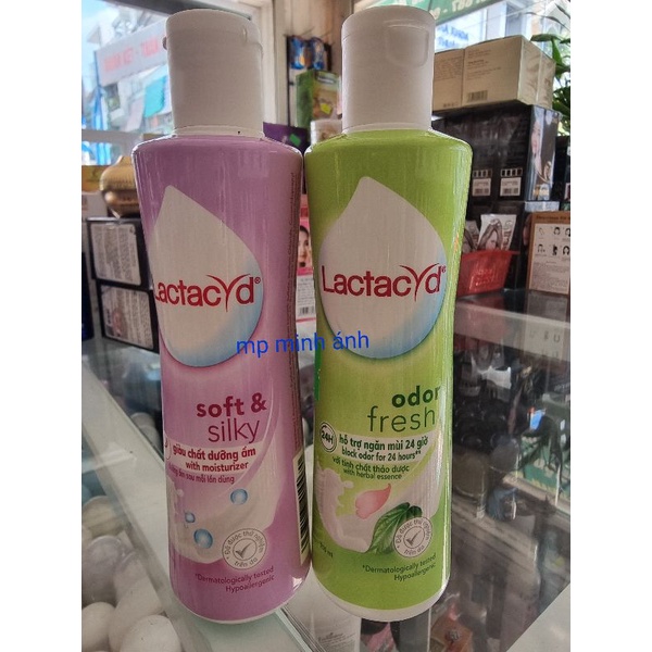 dung dịch vệ sinh phụ nữ lactacyd 250ml { đủ màu chính hãng cty }
