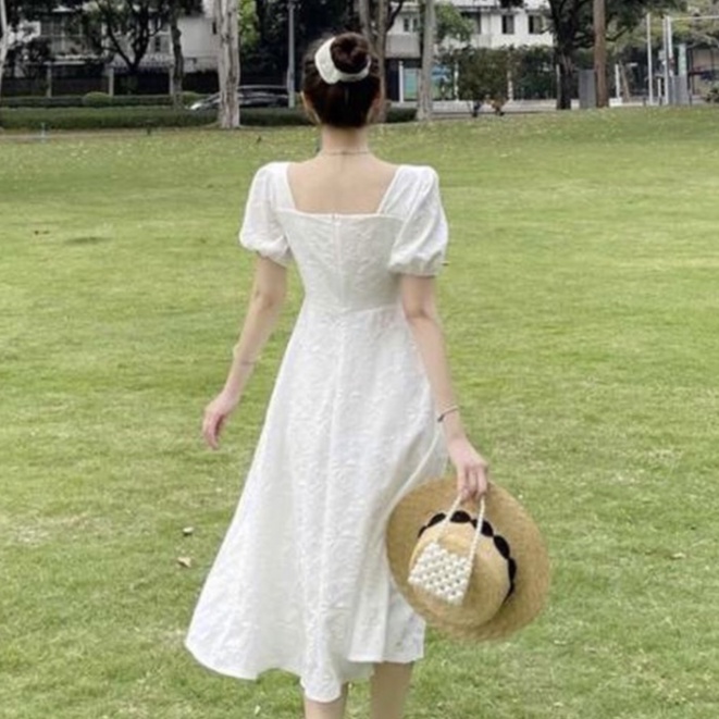 Váy Dài Qua Gối Tay Bồng PRETTY CLOSET Váy Trắng Tiểu Thư Sang Chảnh Cổ Vuông Mặc Đi Chơi Hay Đi Tiệc Phong Cách Hàn V31