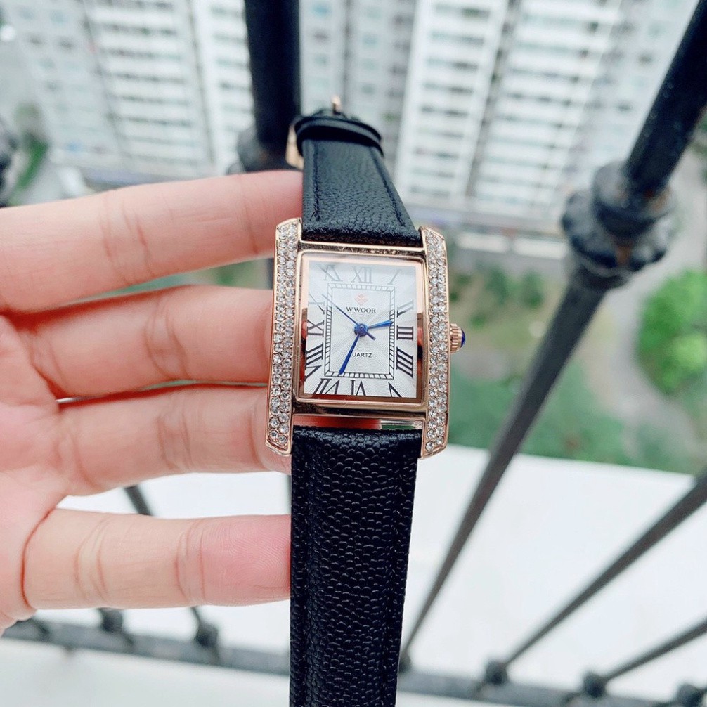 ĐỒNG HỒ ĐEO TAY ĐỒNG HỒ NỮ  W.WOOR MẶT KINH SAPPHIRE ĐÍNH ĐÁ DÂY DA CAO CÁP